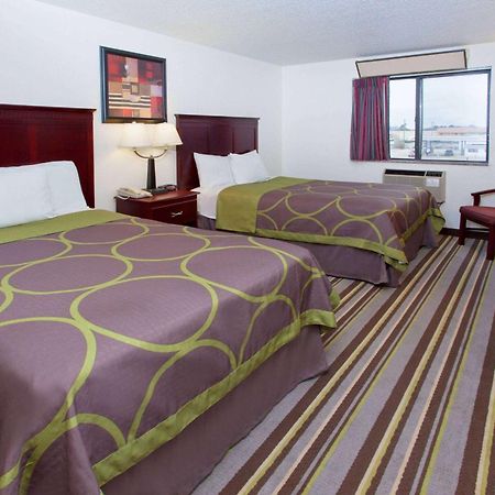 Hotel Super 8 By Wyndham Tuscaloosa Esterno foto