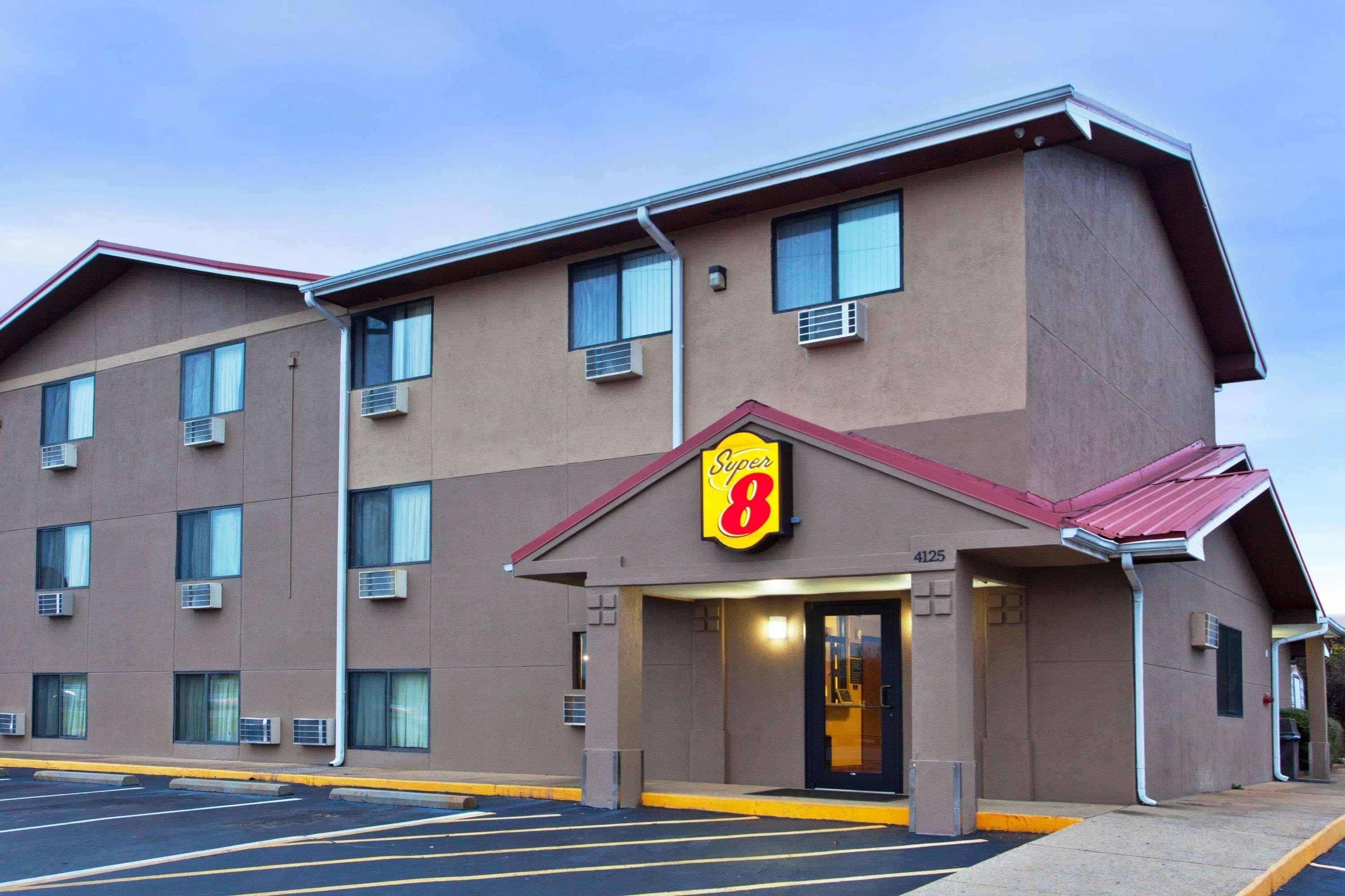 Hotel Super 8 By Wyndham Tuscaloosa Esterno foto