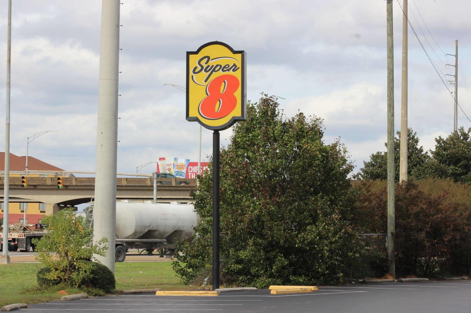 Hotel Super 8 By Wyndham Tuscaloosa Esterno foto